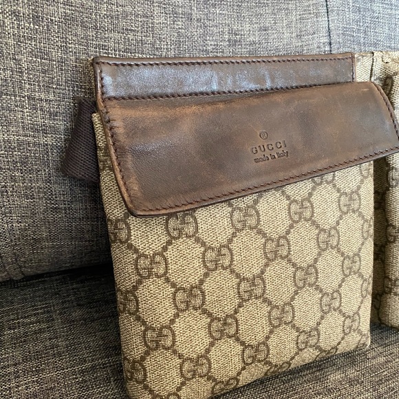 GUCCI GG MONOGRAM BELT BAG - Picture 4 of 16